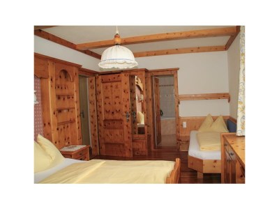 Holiday room Zirbensuite Deluxe - Features photo 21