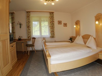 Holiday room Dreibettzimmer, Bad, WC, 1 Schlafraum - Features photo 25