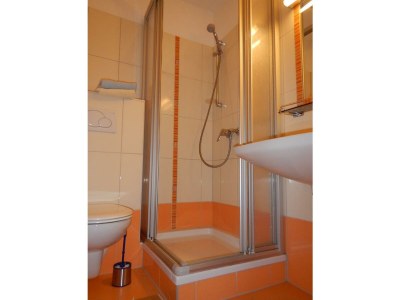 Apartment Apartment/Wohn-Schlafraum/Dusche, WC - Outdoor photo 6