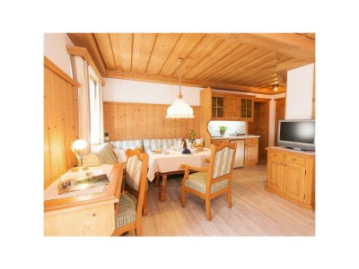 Apartment Apartment - 1 Schlafraum  DU/WC  "Typ 3" - Features photo 10