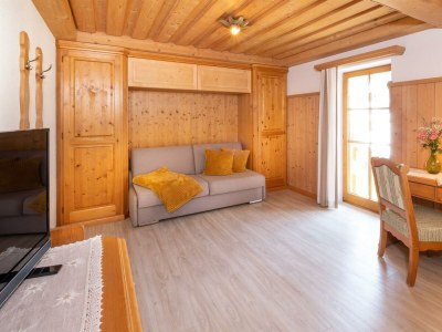 Apartment Apartment - 1 Schlafraum  DU/WC  "Typ 3" - Features photo 12