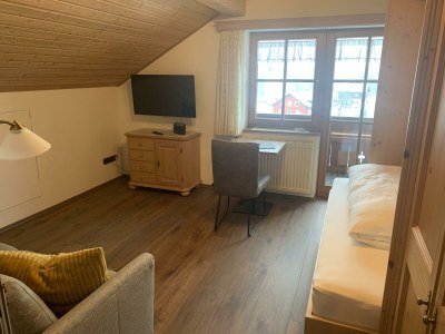 Apartment Apartment - Wohn-Schlafraum  DU/WC  "Typ 8" - Features photo 9