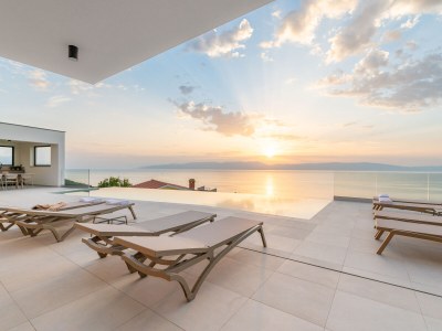 Villa rOvni - Outdoor photo 6