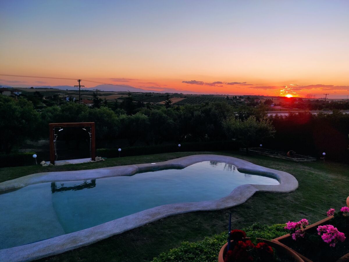 Villa Traditional Estate Pool Garden - Outdoor photo 2