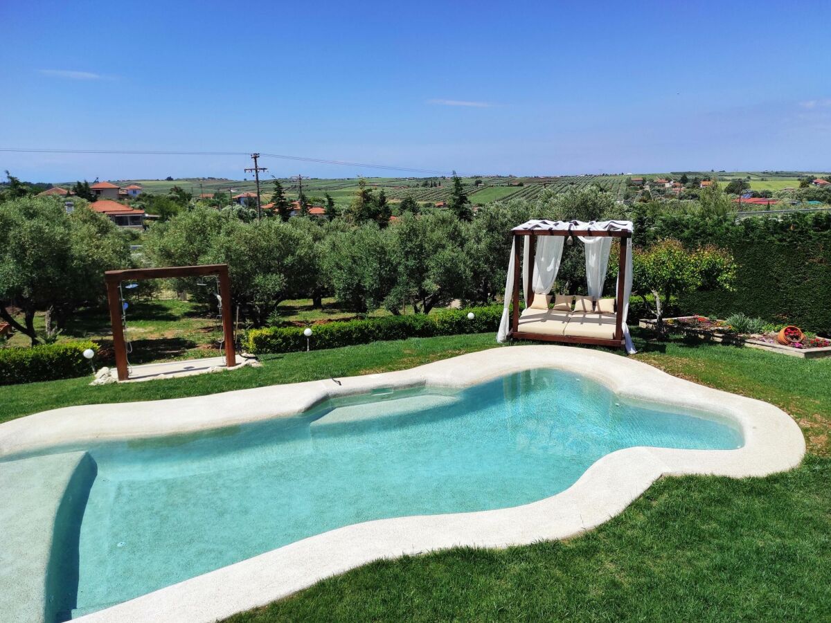 Villa Traditional Estate Pool Garden - Outdoor photo 5