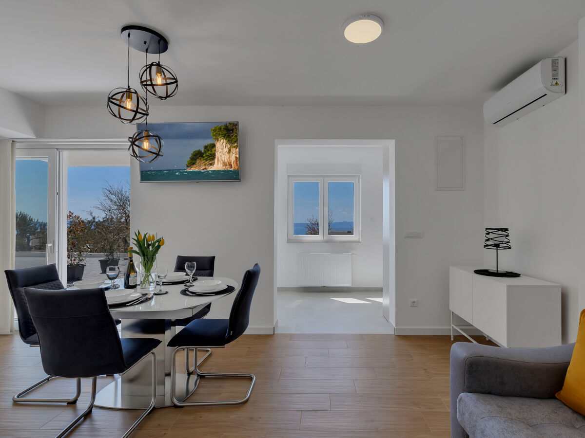 Holiday house Lungo Mare in Makarska