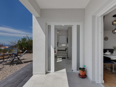 Holiday house Lungo Mare in Makarska - Outdoor photo 8