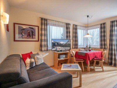 Apartment Top 8 - Features photo 15