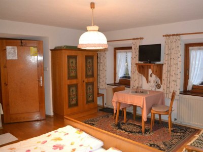 Holiday room Vierbettzimmer mit Dusche - Features photo 24