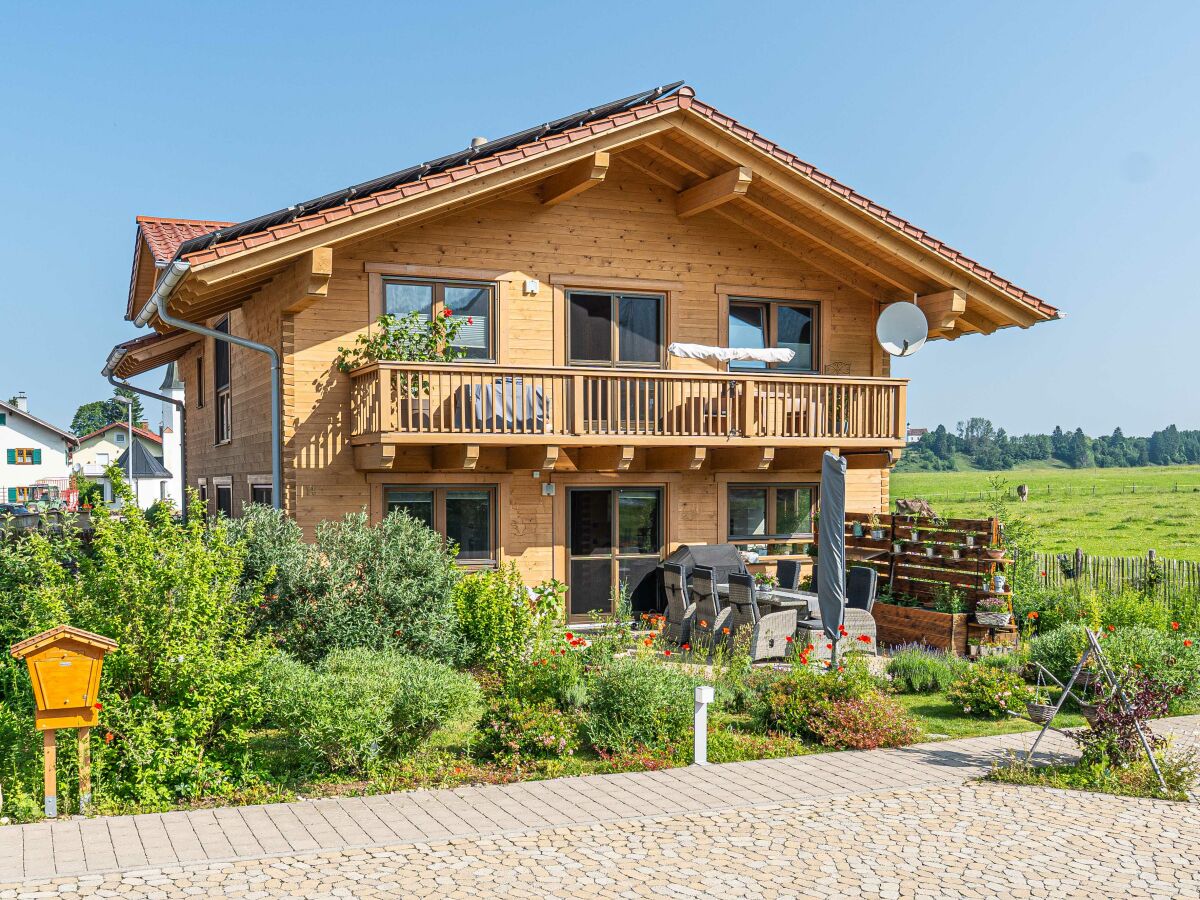 Holiday apartment Log cabin green heart