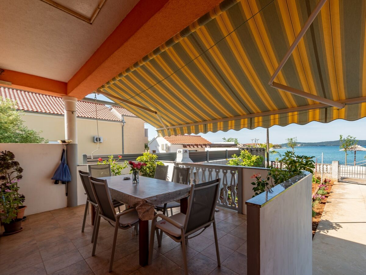 Apartment Holiday House Anica