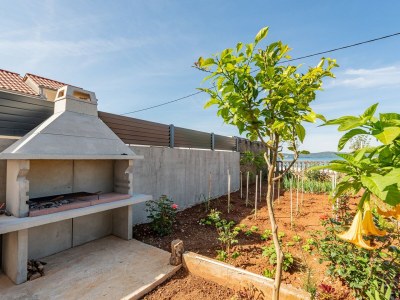 Apartment Holiday House Anica - Features photo 23