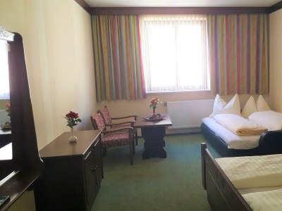 Holiday room Mehrbettzimmer - Features photo 51