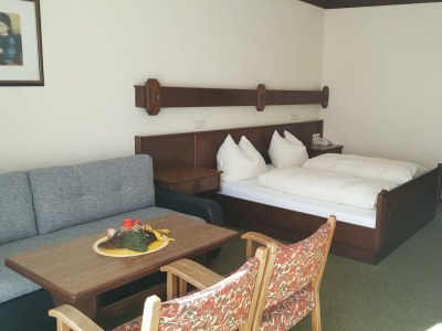 Holiday room Doppelzimmer, Dusche oder Bad, WC, Balkon - Features photo 34