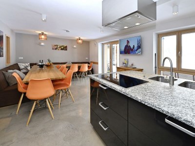 Apartment Ferienhaus, 7 Schlafzimmer mit En Suite Bad - Outdoor photo 13