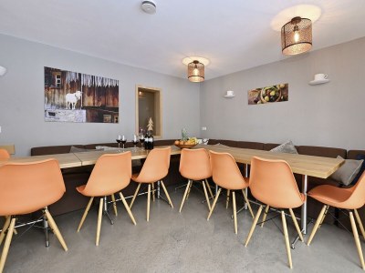 Apartment Ferienhaus, 7 Schlafzimmer mit En Suite Bad - Outdoor photo 15