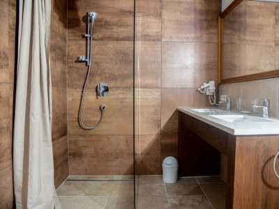 Apartment Appartement/Fewo, Küche, WZ, 3 SZ, 3DU/WC, Balkon - Outdoor photo 20