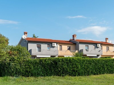 Holiday house Dora - Outdoor photo 2