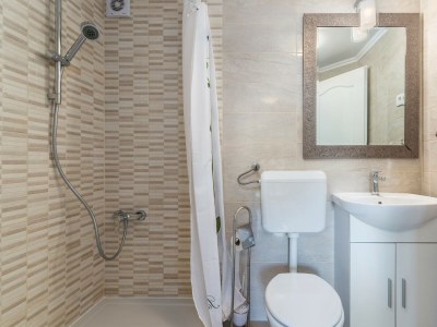 Apartment Apartment House Peresiji - AUC Three-bedroom apartment with shared pool - Features photo 20