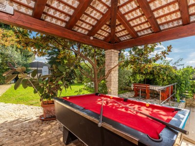 Apartment Apartment House Peresiji - AUA Two-bedroom apartment with shared pool - Outdoor photo 2