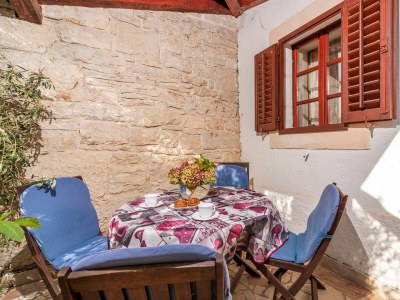 Apartment Apartment House Peresiji - AUA Two-bedroom apartment with shared pool - Outdoor photo 5