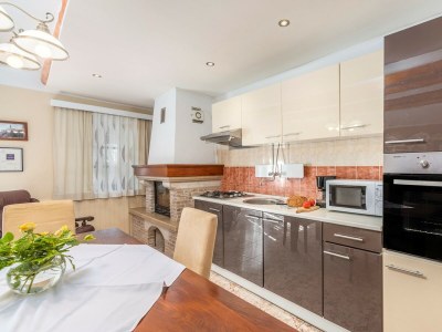 Apartment Apartment House Peresiji - AUA Two-bedroom apartment with shared pool - Features photo 7