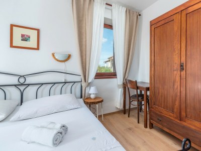 Apartment Apartment House Peresiji - AUB Three-bedroom apartment with shared pool - Features photo 20