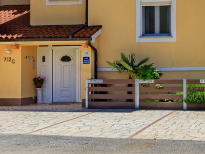 Apartment Apartments Mara Liznjan - One bedroom A4 - Outdoor photo 5