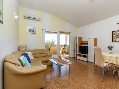 Apartment Apartments Mara Liznjan - One bedroom A4 - Features photo 6