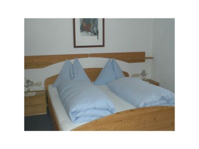 Apartment Ferienhaus/2 Schlafräume/Bad, WC - Features photo 11