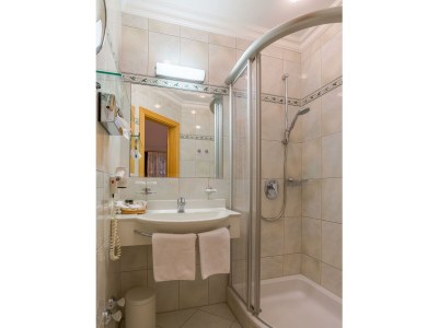 Holiday room Hotelappartement mit Du, WC 2-4 Pers. Eggalm - Outdoor photo 7