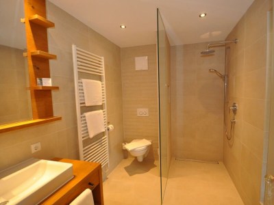 Holiday room Doppelzimmer mit Balkon 301 - Features photo 34