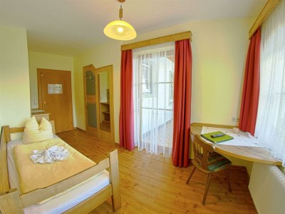 Holiday room Familienzimmer TYP 2, DU, WC, Balkon ab 4 N. HP - Features photo 61