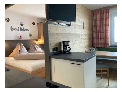 Apartment Apartment Blumenwiese/1 Schlafraum/Dusche, WC - Features photo 26