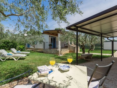 Holiday house Casa Toni in Funtana - Holiday house