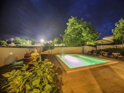 Villa Villa G with pool - Outdoor photo 6