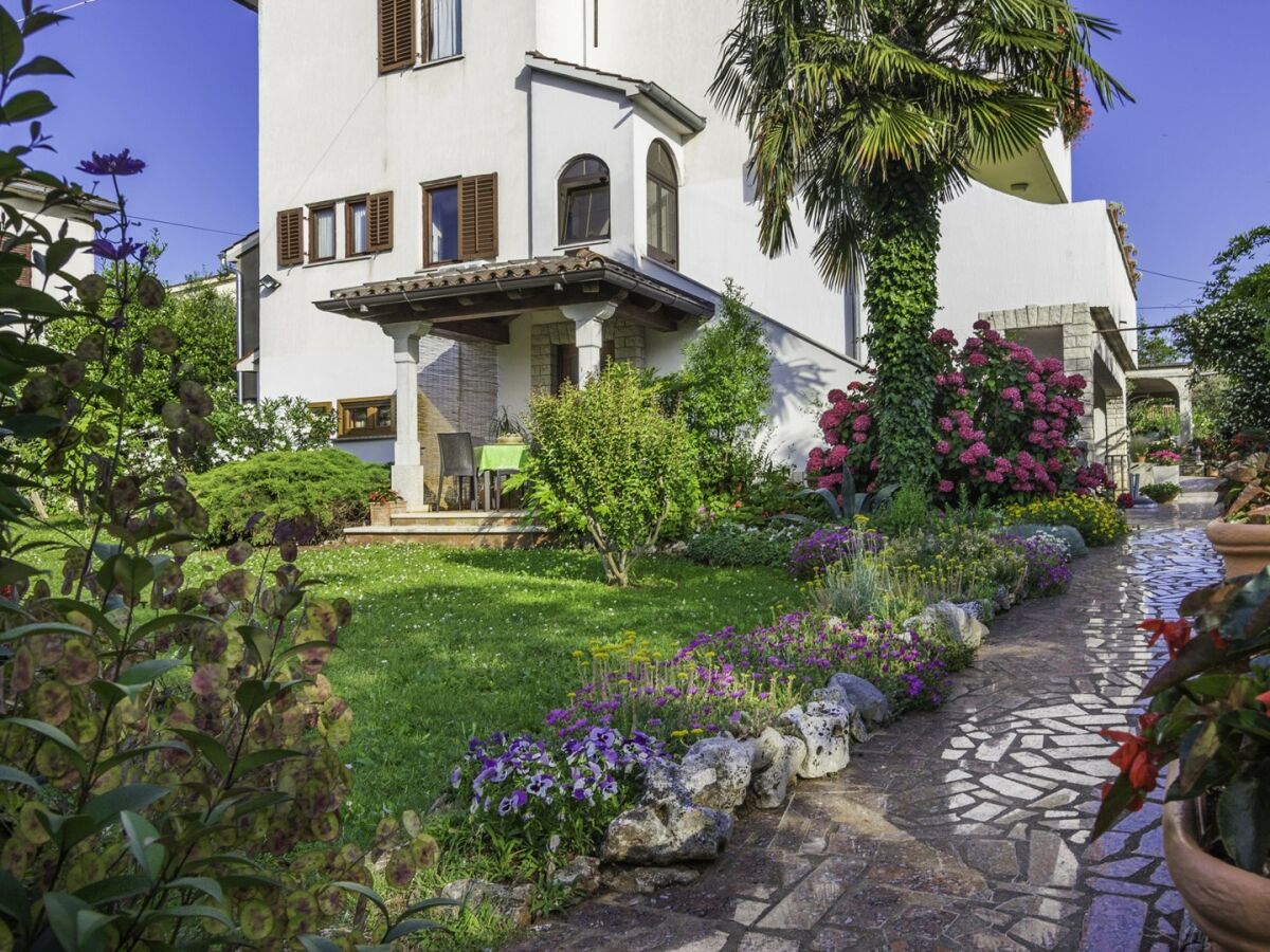 Apartment Rustic Two-Bedroom Apartment Banko Diana - Outdoor photo 3