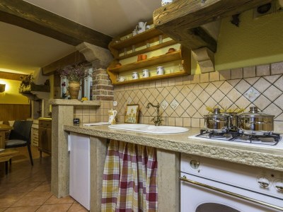 Apartment Rustic Two-Bedroom Apartment Banko Diana - Features photo 18