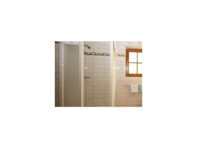 Holiday room Dreibettzimmer mit Dusche od. Bad, WC - Features photo 12