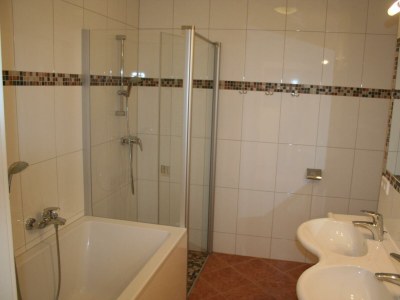 Apartment Appartement/Fewo, Bad, WC, 2 Schlafräume - Features photo 15