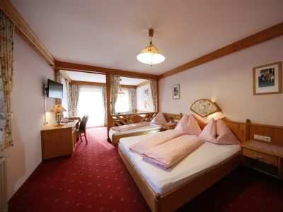 Holiday room Doppelzimmer groß mit Dusche, WC ab 3 Nächte - Features photo 18