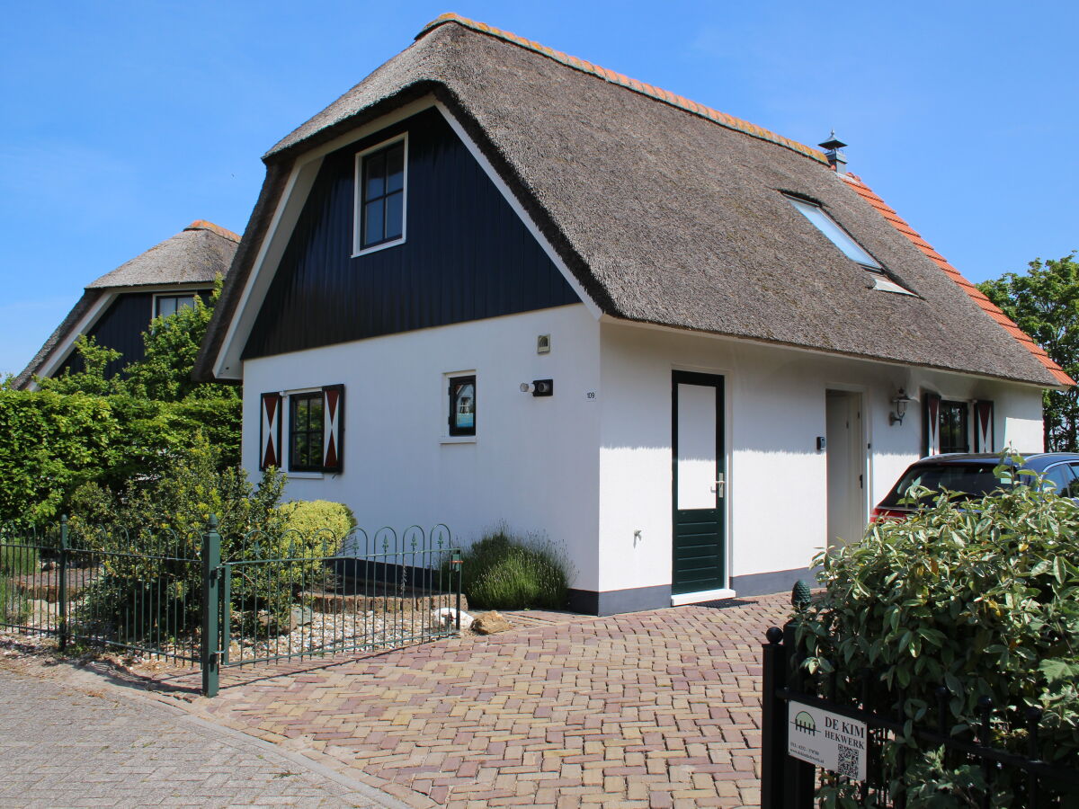 Holiday house Buitenplaats 109 - Outdoor photo 3