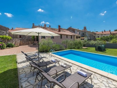 Villa Villa Postino in Barban - Outdoor photo 6