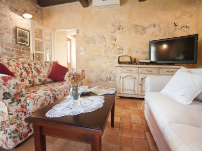 Villa Villa Gelci with heated pool - Features photo 23