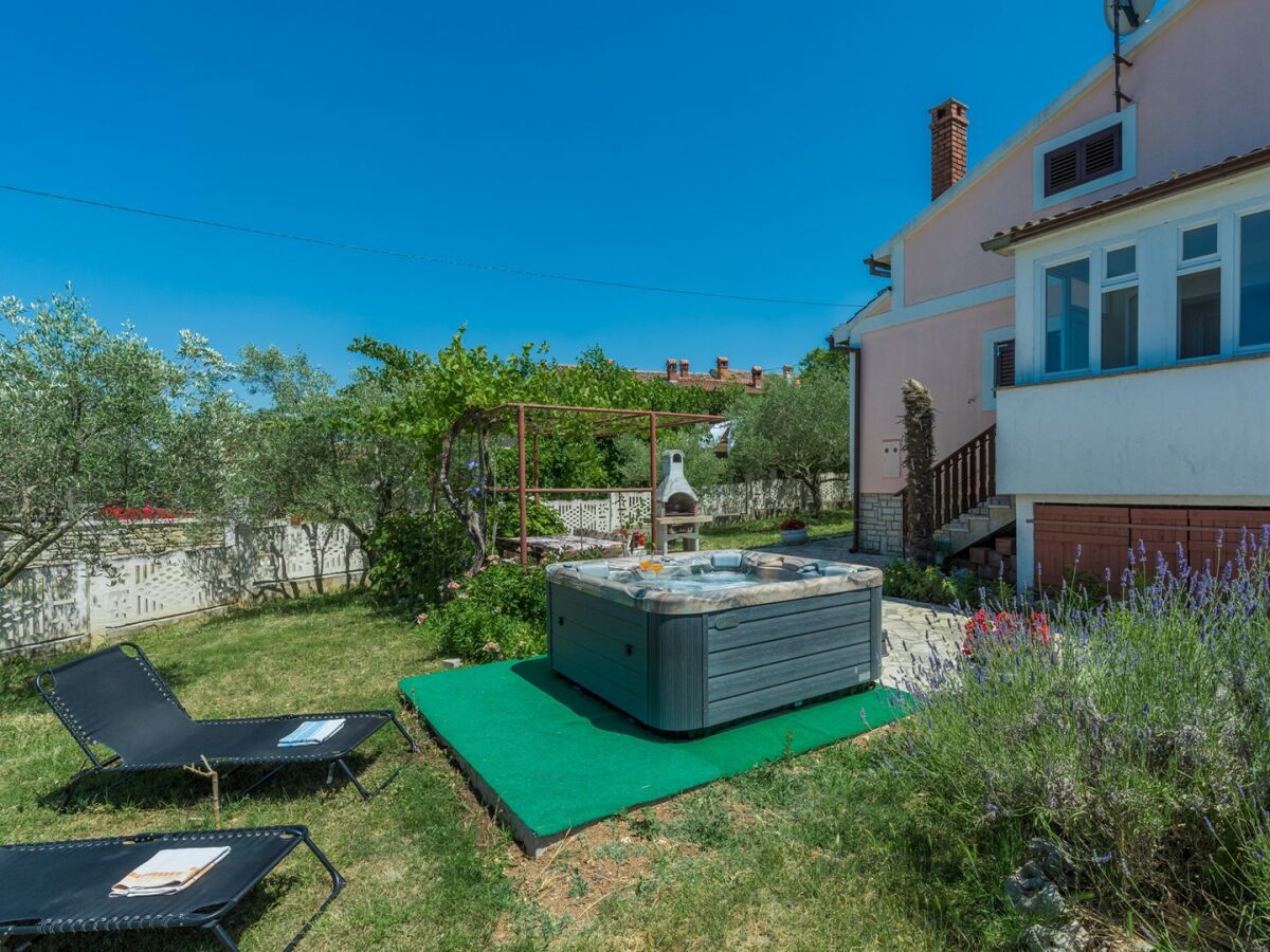 Apartment Ferienhaus Zora with Whirlpool - Outdoor photo 3