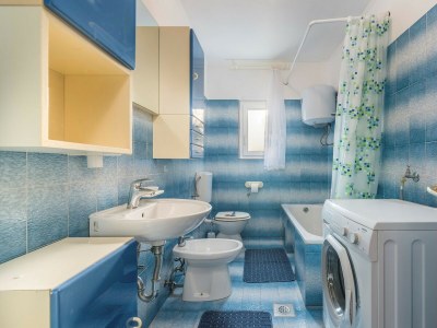 Apartment Ferienhaus Zora with Whirlpool - Features photo 20