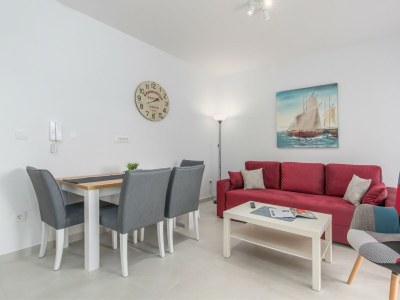 Apartment Apartment Complex Hana in Funtana - Apartment Hana III with Balcony - Features photo 12