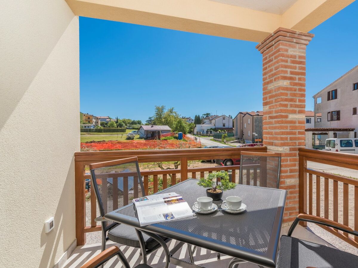 Apartment Apartment Complex Hana in Funtana - Apartment Hana II with Terrace - Outdoor photo 4