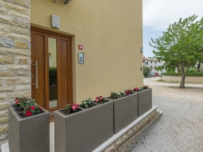 Apartment Apartment Complex Hana in Funtana - Apartment Hana II with Terrace - Outdoor photo 7