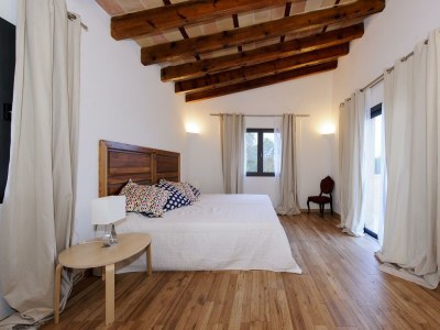 Villa Villa Pins - Features photo 28